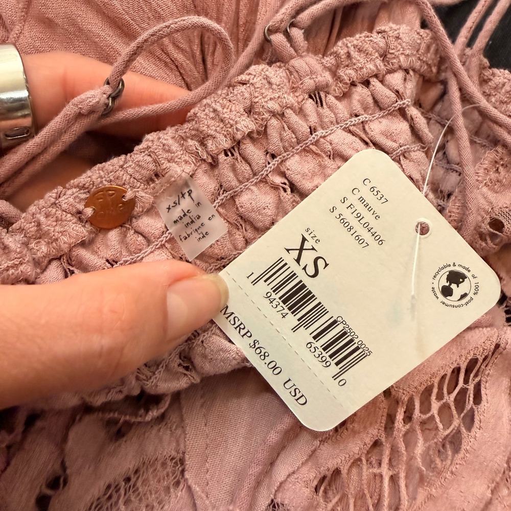 Free People Mauve Lace Ruffle Cami Top Smocked Back XS F19L04406 - Picture 7 of 7